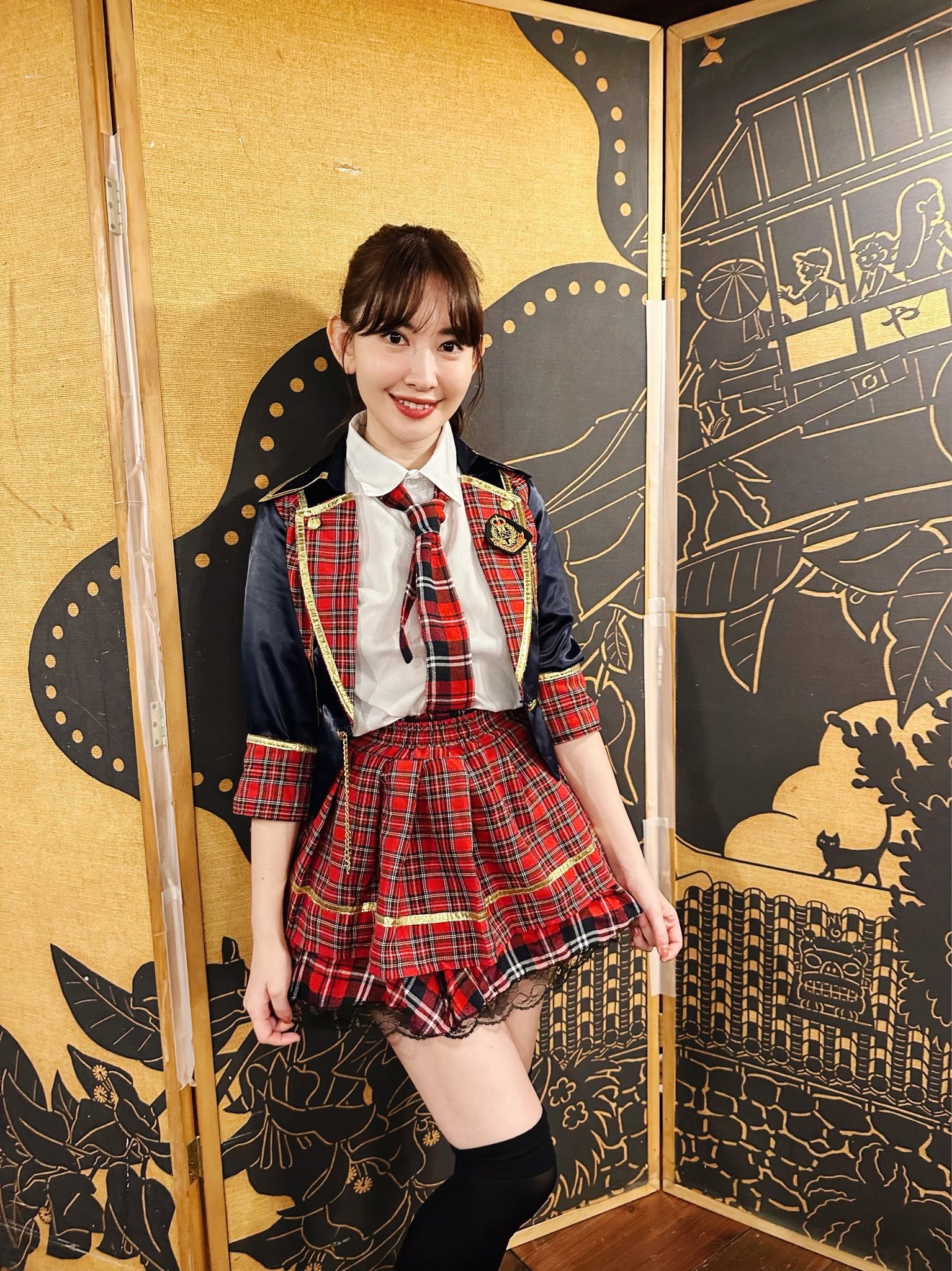 AKB48 小嶋陽菜こじはる直筆サイン入り紙コップ　SHIBUYA-AX 未使用 AKB48 小嶋陽菜こじはる直筆サイン入り紙コップ SHIBUYA-AX 未