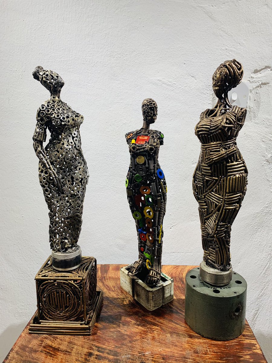 chomzyarts's tweet photo. Then, preceded to Department of Fine and Applied Arts, Nnamdi Azikiwe University Awka, Anambra State, Nigeria, and graduated in the year 2017, majoring in Sculpture. He hails from Uburu, Ohaozara LGA Ebonyi State. Stone Carving, Modelling in Concrete, Fiber Glass,installation Art https://t.co/siddosUcnZ