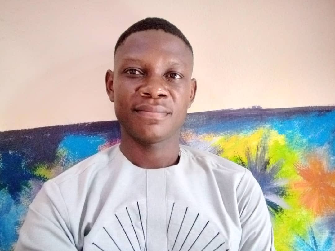 chomzyarts's tweet photo. Then, preceded to Department of Fine and Applied Arts, Nnamdi Azikiwe University Awka, Anambra State, Nigeria, and graduated in the year 2017, majoring in Sculpture. He hails from Uburu, Ohaozara LGA Ebonyi State. Stone Carving, Modelling in Concrete, Fiber Glass,installation Art https://t.co/siddosUcnZ