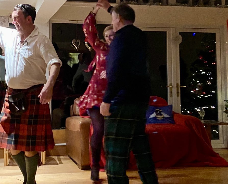 fleurrbie's tweet photo. The only pic I have from #Hogmanay … In Scotland this is how we twirl our way in to the New Year ♥️💃 ….#DashingWhiteSergeant https://t.co/qizuQj0BhX