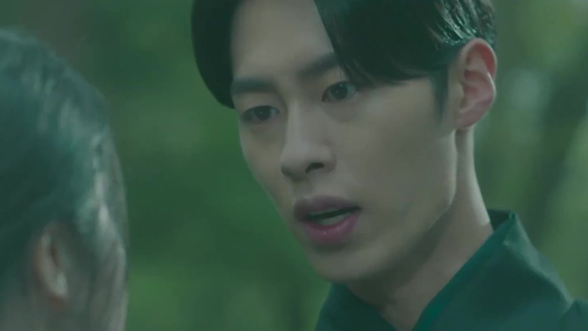 ramblingsofafan's tweet photo. "Remember, only I am allowed to come this close to you." - Possessive husband/lover Jang Uk to the love of his life
#AlchemyOfSouls2Ep9
#AlchemyOfSoulsS2 #AlchemyOfSouls2Ep8 #AlchemyOfSouls #LeeJaeWook https://t.co/wa87GaGH1U