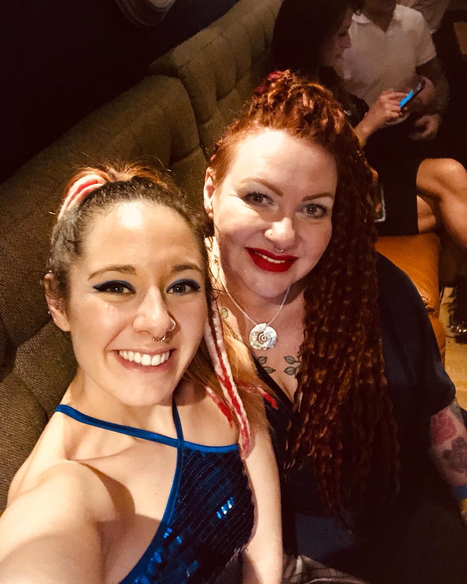 ActingfeverEm's tweet image. Was a good NYE 🎆 Hi 2023 💪🏼