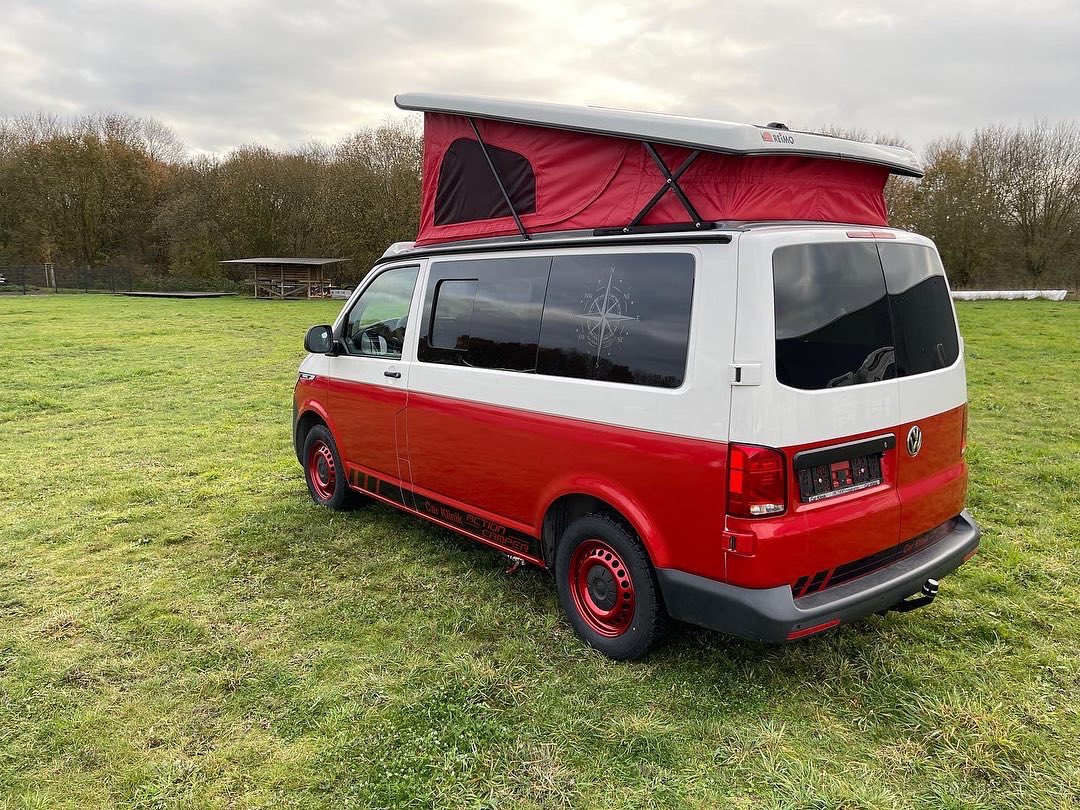 ActionCampervan's tweet photo. Unsere Car Klinik Action Camper 

#campervan #camper #wohnmobil #vw #mercedes #vito #mercedesvito #hundebox #hund #hunde #carklinik #carklinikuelzen #actioncamper #vwt6 #vwttransporter https://t.co/YYX5qus2LH