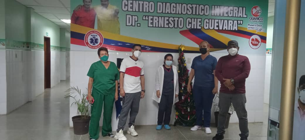 Jimenes1Elena's tweet photo. CDI Ernesto Che Guevara El ejército de batas blancas en Venezuela, un ejército de #Patria Muerte. #CubaPorLaVida #JuntarYVencer#60AñosSalvandoVidas #CubaCoopera @cubacooperaven @MINSAPCuba @CubCooperaVeGua @CubacooperaveG https://t.co/GuQGP86jls