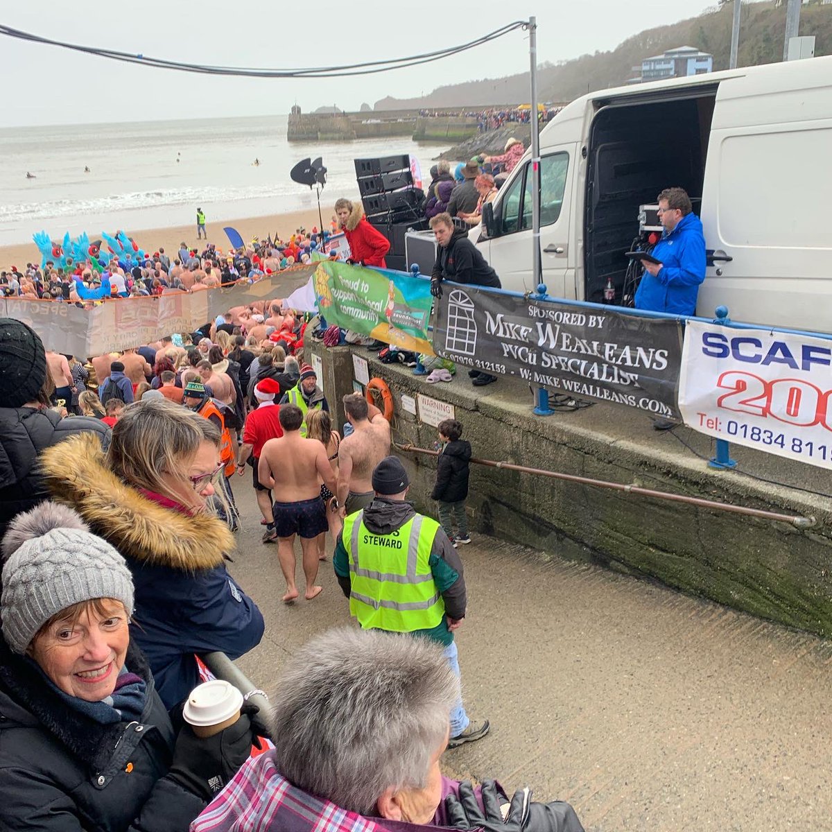 MrsSilverSJHS's tweet photo. Happy New Year! Saundersfoot NYD Swim! 🥶 🏊🏻‍♀️ https://t.co/ZsMVszG6Yr