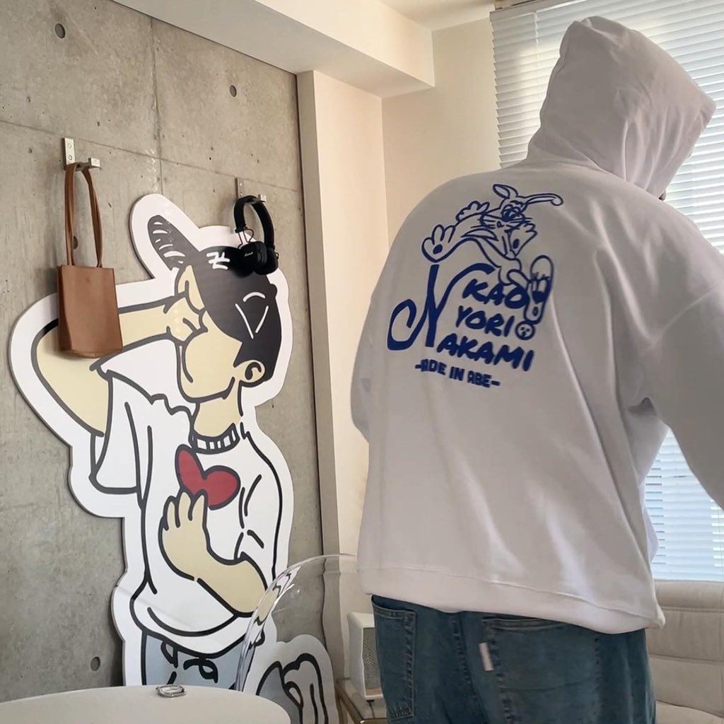 明けましておめでとうございます。

去年のなえなのちゃんとの
ツーショット載せておきます。

正月にkaoyorinakami着てくれてる人に
いいこと起こるように念を送っておきます。