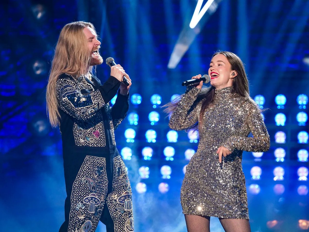 I was lucky enough to celebrate New Year twice in 2022 by working as a runner on Sam Ryder Rocks New Year's Eve! I love that I get to call what I do work. Here's to more days like this in 2023! 

The show is available to watch on BBC iPlayer if you've missed it