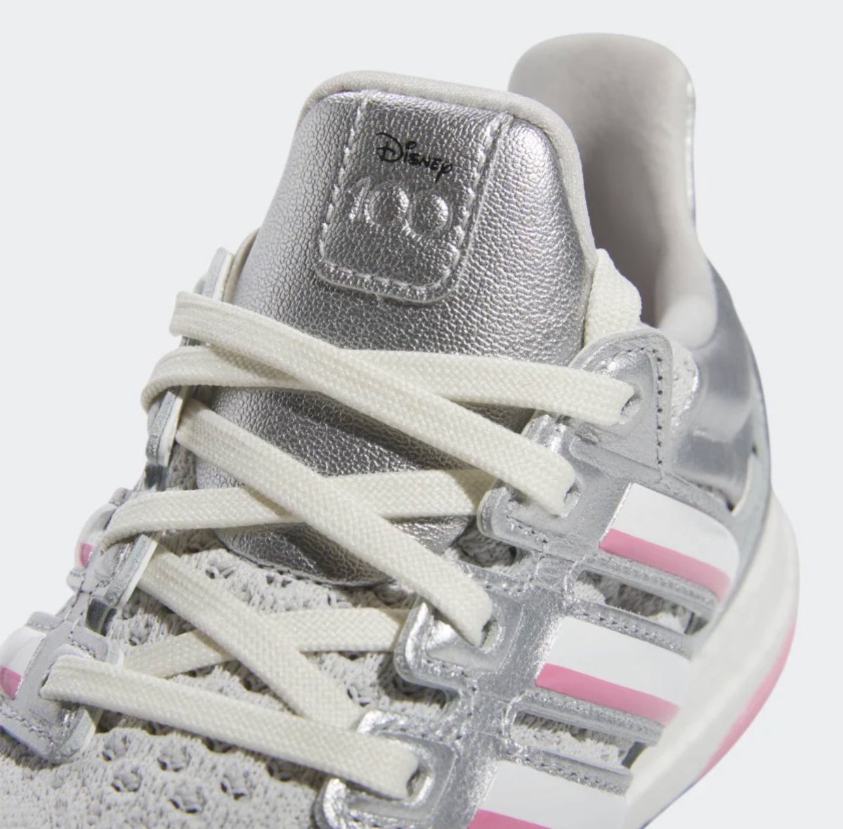 snkr_twitr's tweet photo. Disney x adidas UltraBOOST 1.0 ‘100 Years of Magic’ dropped via adidas US

Men https://t.co/wwTO79TgGe
Women https://t.co/amaxLuNvdz

#AD https://t.co/5gUNegbC9u