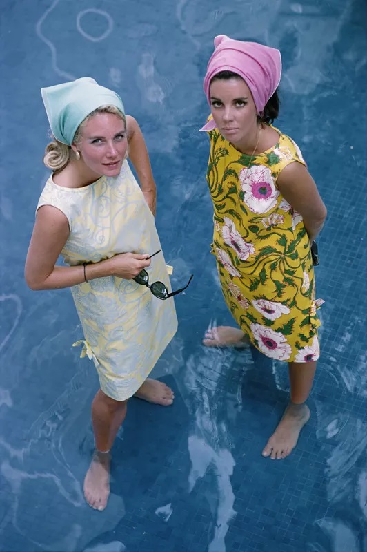 Palm Beach Ladies (1964) Photo by Slim Aarons #photography #vintage #glamour #60sstyle #60s