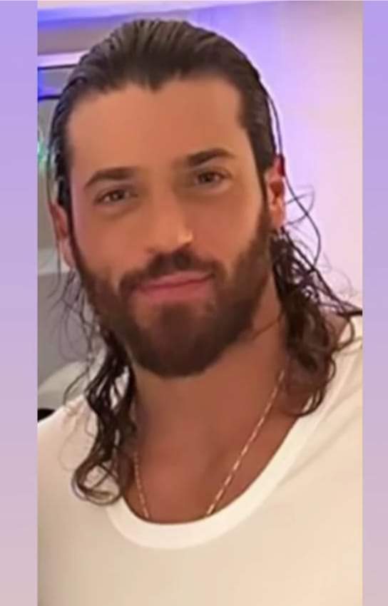 Happy New Year &amp;Congratulations CAN GreatAdmiration He has Proven onceAgain thatHe has ABigHeartAnother goodDeed DefinesHIM All collected from the PerfumeMANIA donated to The OperationalUnitOfNeonatalTherapyBeing a wonderful humanUdeserve a lifeFull OF BLESSINGSSUCCESS &amp;happiness