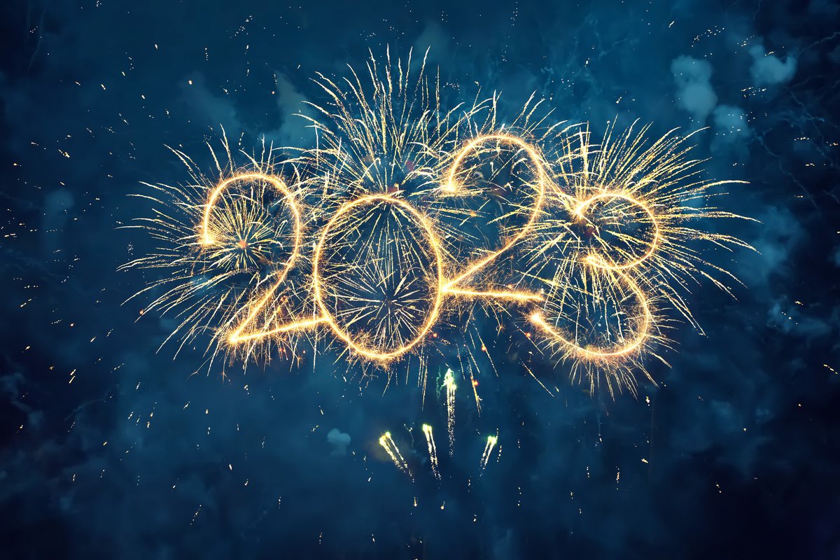 Wishing everyone a #HappyNewYear full of love and prosperity! #newyear #qaismeraj #newyearday2023