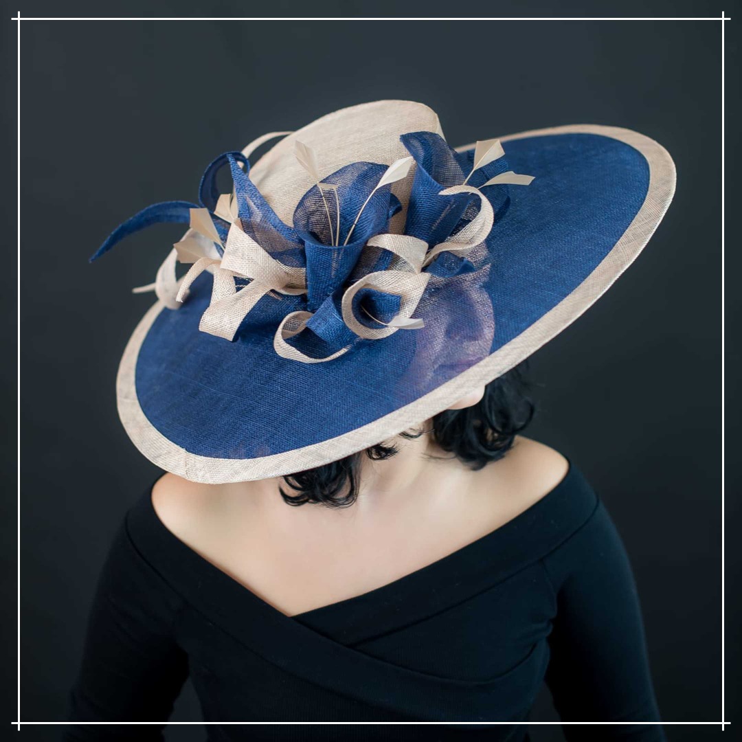 😍 One of the UK's finest #milliners @ilihats  from Morpeth, will be showcasing her award-winning creations at the Great North Wedding Show on 8th January. From luxurious materials to innovative designs, and every bespoke hat in between. #weddingguests #weddinghats