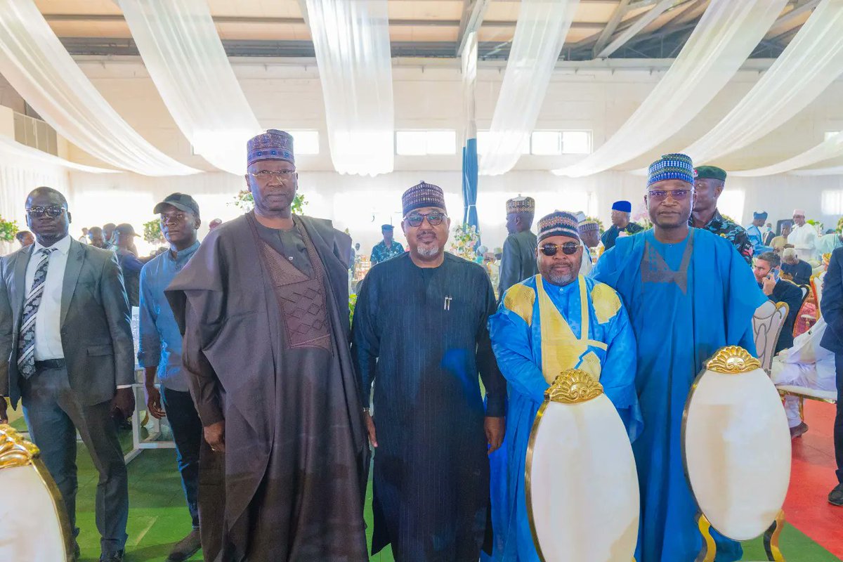 hon_umarelyakub's tweet photo. During the Pre-wedding of our daughter Anna Boss Mustapha https://t.co/wePdS83lze