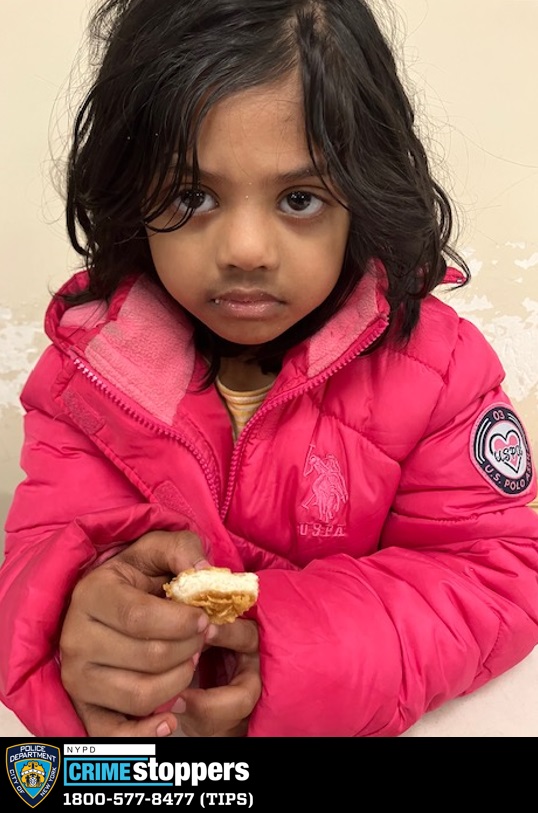 NYPD NEWS (@nypdnews) on Twitter photo 🚨UNIDENTIFIED CHILD: NYC do you know her? On 12/31/22 at 6:25 PM, in front of 1208 Leland Ave in the Bronx, this unidentified child was observed walking alone & was removed to a local hospital. She is described as 4 to 6 years old. Any info? DM <a href="/NYPDTips/">NYPD Crime Stoppers</a>, or call 800-577-TIPS. 🚨UNIDENTIFIED CHILD: NYC do you know her? On 12/31/22 at 6:25 PM, in front of 1208 Leland Ave in the Bronx, this unidentified child was observed walking alone & was removed to a local hospital. She is described as 4 to 6 years old. Any info? DM <a href="/NYPDTips/">NYPD Crime Stoppers</a>, or call 800-577-TIPS.