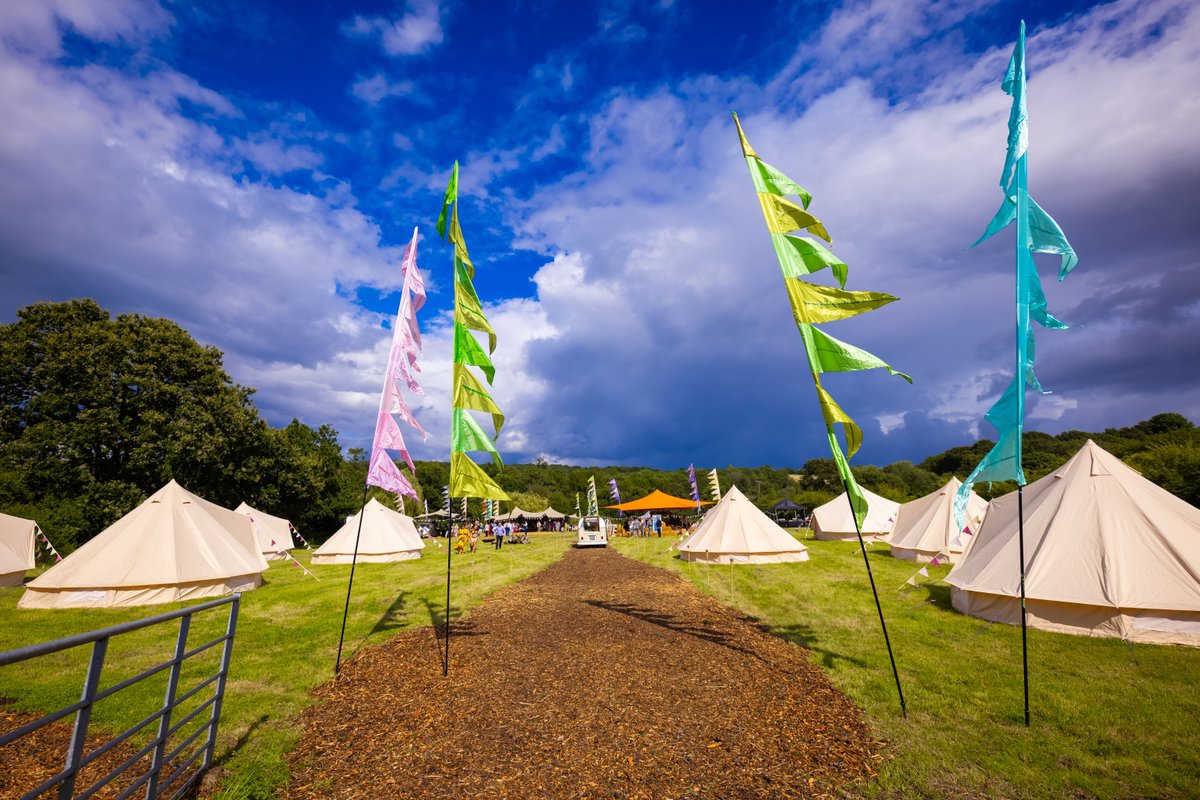 Happy New Year to ONE and ALL!!

DAYS are getting LONGER, Winters FADING, next stop SPRING!!

See you on the OTHERSIDE!! 

#festival #summer #happynewyear #belltent #stretchtent #wedding