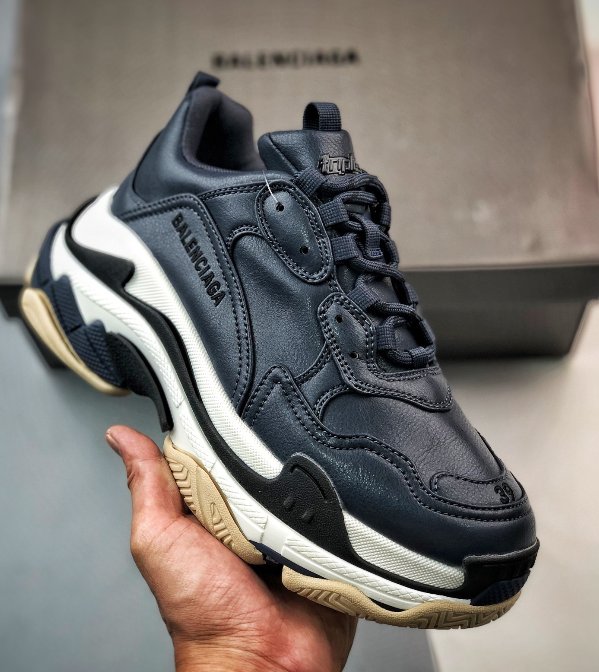 ason_sun's tweet photo. ⚠️:Shoes only available wholesale!  Please contact me if you need to buy!
Whatsapp:+8615105939977 +8613386926758
WeChat:+8615105939977
#wholesale #vendors #suppliers #factory #shoes #sneakers #Balenciaga https://t.co/aTioS3v58T