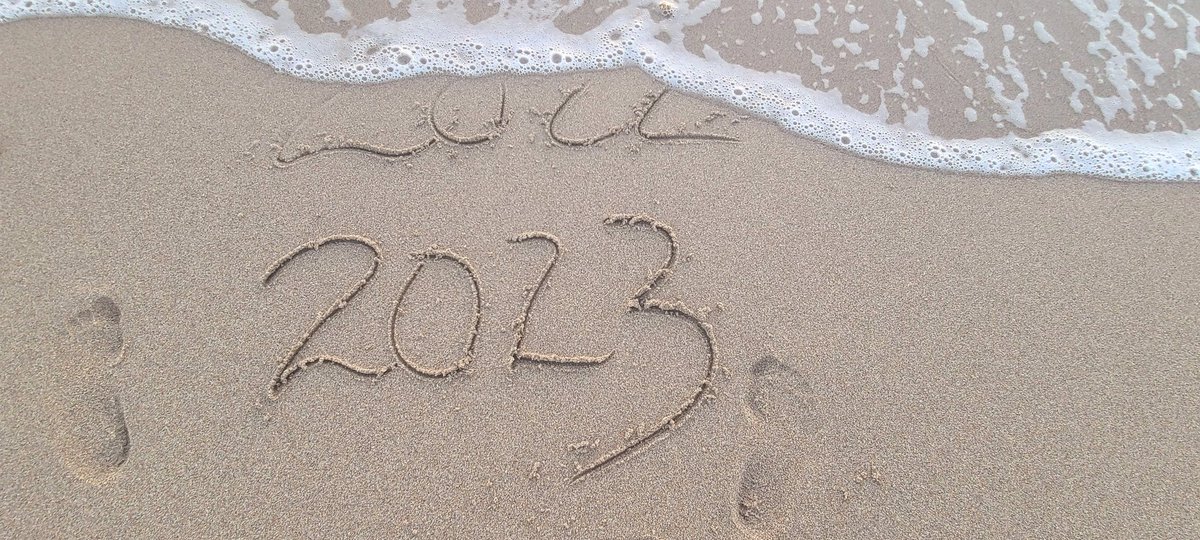 GessnerREAgent's tweet image. Happy New Year 🌞🎉🥂⚓️😎🥳 off to a good start !! #FOLLOWTHEPINKCAR #hollywoodbeach #2023