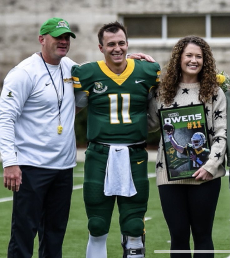 BlaineMcCorkle's tweet photo. No better way to spend NYE than w/ Mrs Gina on our anniversary while celebrating the captains wedding w/ the @BelhavenFB family. Congrats to Mr. Ben &amp; Mrs. Carly Owens!! #BUnited 
🔰⚔️🏈💍🙏🏻 https://t.co/qj25TCct0Y