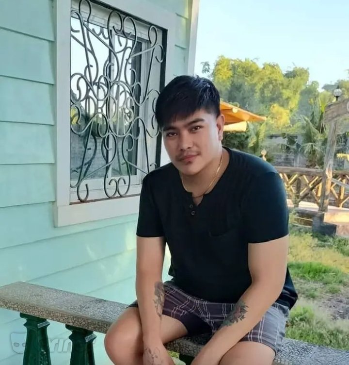 SkipNext26's tweet photo. 2023 first massage!
Bat diko natanong name nito.
Massage 9/10 (infairness magaling sya)
ES 9/10 (right size putang ina why? DINILAAN, KINAIN PWET KO) 

sabay bulong ng ang bango,sarap mo sir) shit   npahiyaw ako kinain ako ng buo. Infairness majority ng masseur ko kinakain me. https://t.co/pDE6Fd87yh