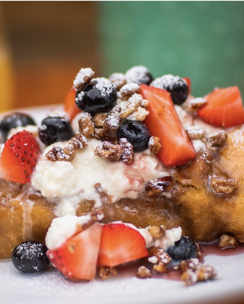 theloungehere's tweet photo. Come see us for New Year’s Brunch!! https://t.co/nBUnNEuqUv
