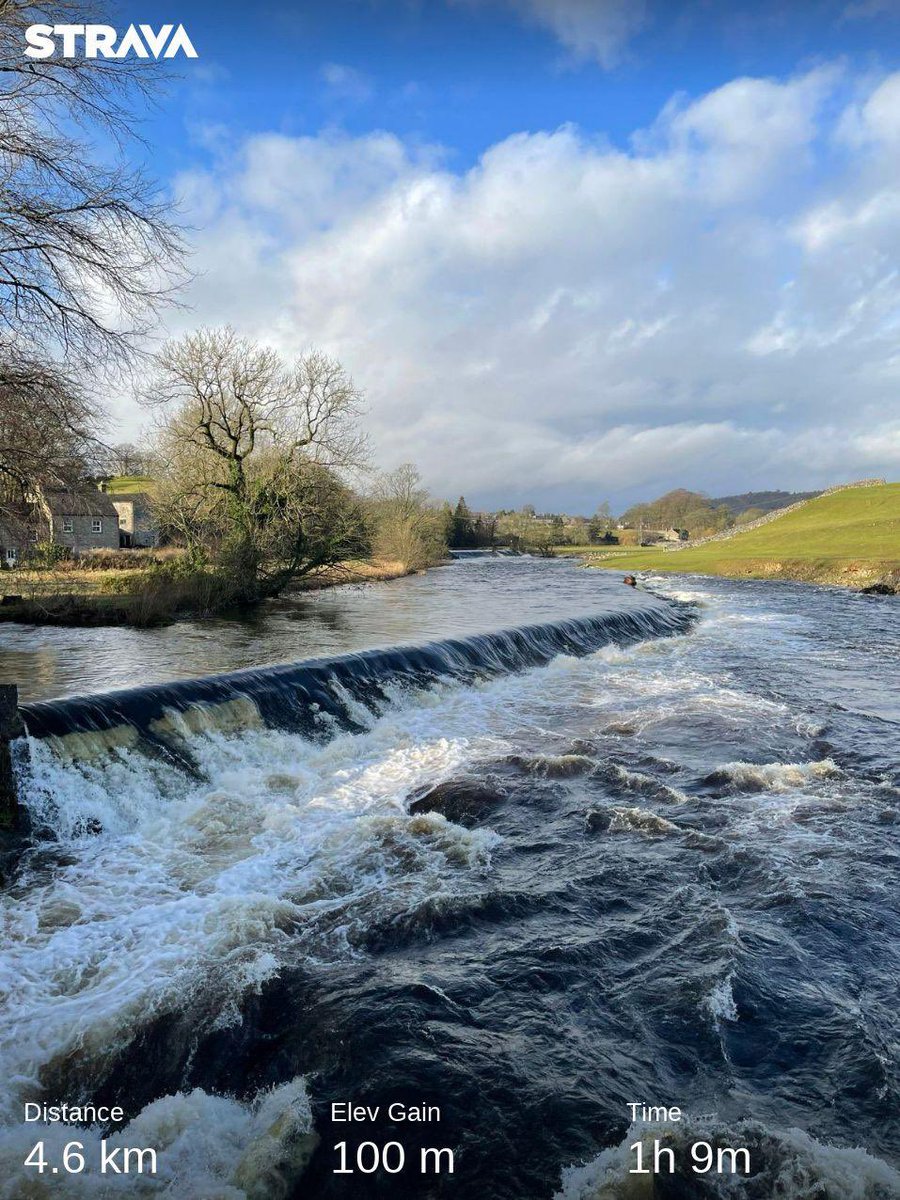 New Year’s walk with the kids. Nice stop off for hot chocolate as well, bonus! #northyorkshire #yorkshiredales #hotchocolate #newyearsday #daysoutwiththekids #getoutside