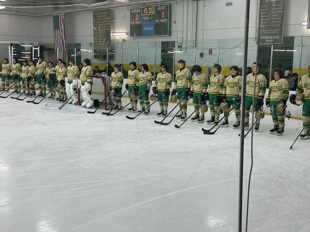 NDWHAthletics's tweet photo. Happy New Year! ND getting ready to take on Hamden on the road . Puck drops at 1:15 https://t.co/plPJkP4WSo