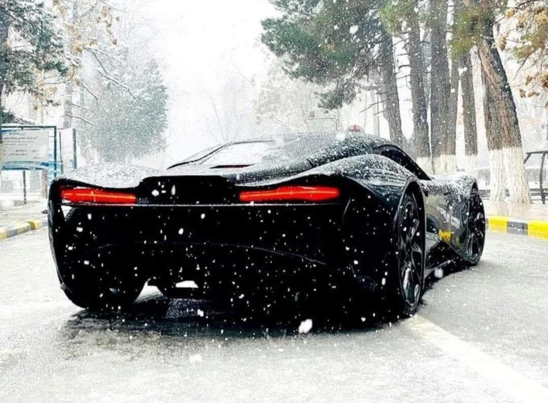 ایفون امریکایي کمپنۍ ده خو پرزې، تیلیفون او نور یې په چین او هند کې تولیدیږي.
د افغان ځوان په لاس جوړ شوي موټر پسې ځینې خاندي..
خپل استعدادونه وهځوئ، مه یې وژني.