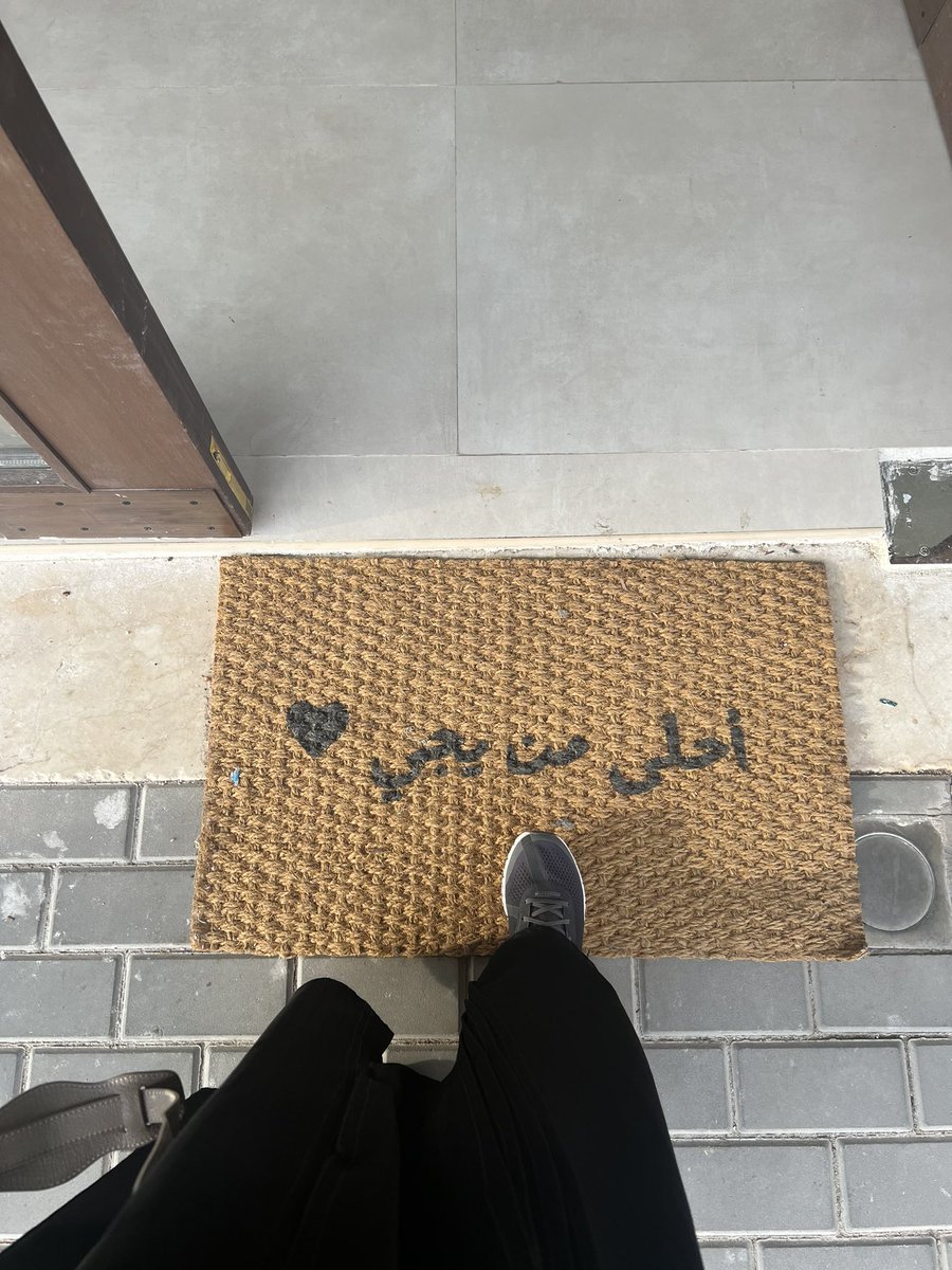 BeutyArwa's tweet photo. حنطيه 🤍☕️
@hintiacafe 
الجو الحلو يبي له قهوة لذيذه 
وجربنا الحلا الشتوي ،
المكان جميل والقهوة لذيذه جدا 
والحلا فعلا فعلا ممتاز 🤍
الاسعار مناسبه 
واكيد مو اخر زياره ، وضروري  تجربكون كليجا الحنيني بالكراميل ،
لذيذ مره 👍🏻
.
فلات وايت : ١٥ ريال 
كليجا الحنيني المكرمل : ١٧ ريال https://t.co/dozyR2Nv6r
