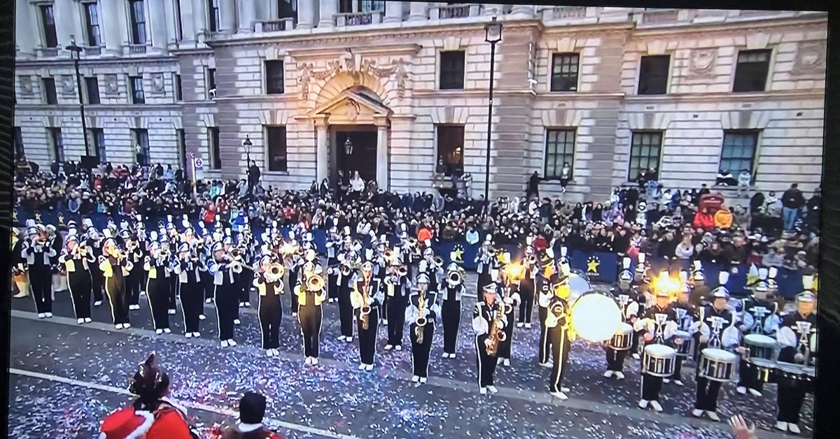 themikepicha's tweet photo. Congratulations, @Ja_Branch and the entire @WestGeaugaBand! Way to represent!! 🎊🎆🔥

#HappyNewYear https://t.co/F70lyZRU8M