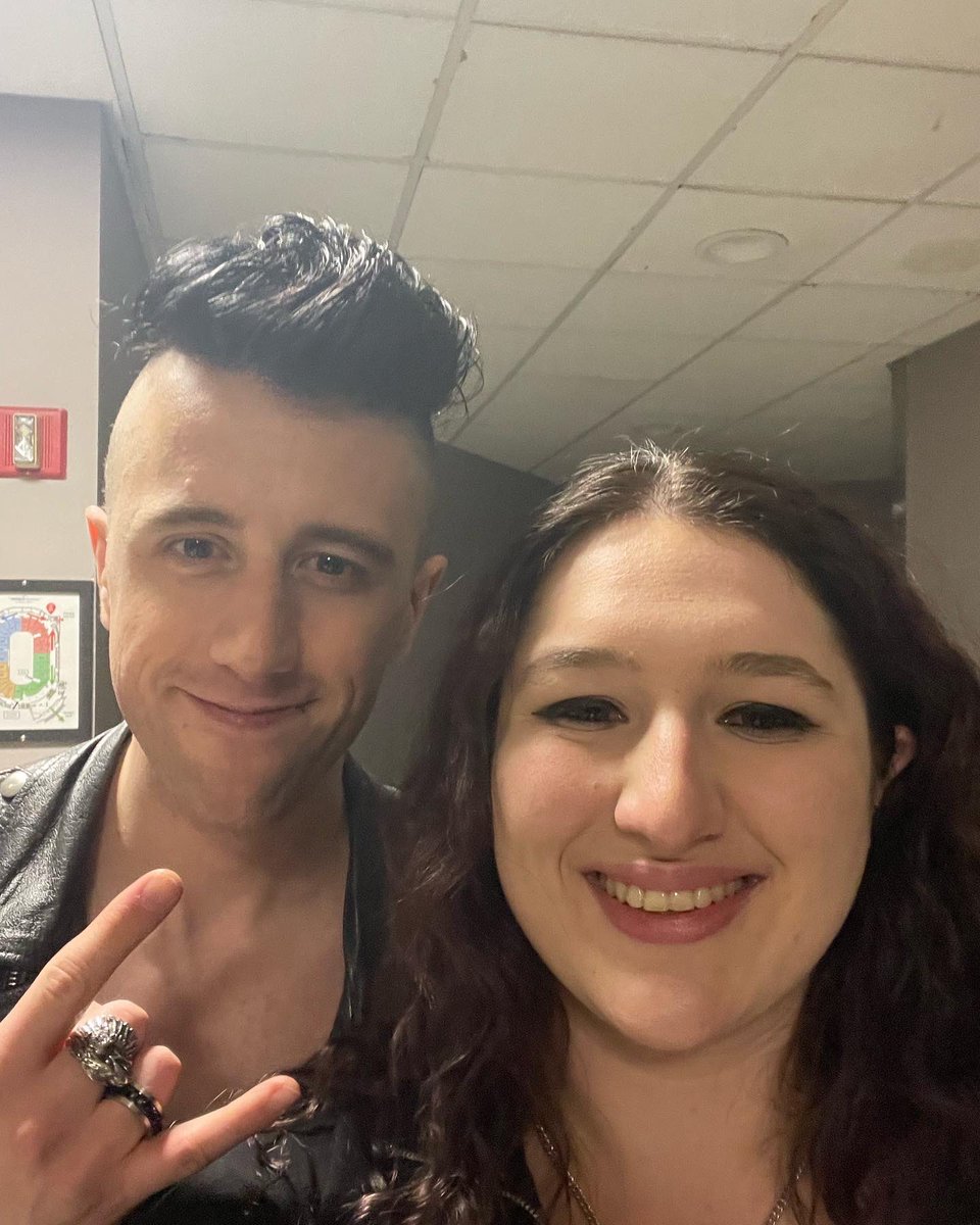 Sammy_BVB2021's tweet photo. Happiest of birthdays to @LonnyEagleton! Hope you have an awesome day!! https://t.co/iSeY7dBWgg