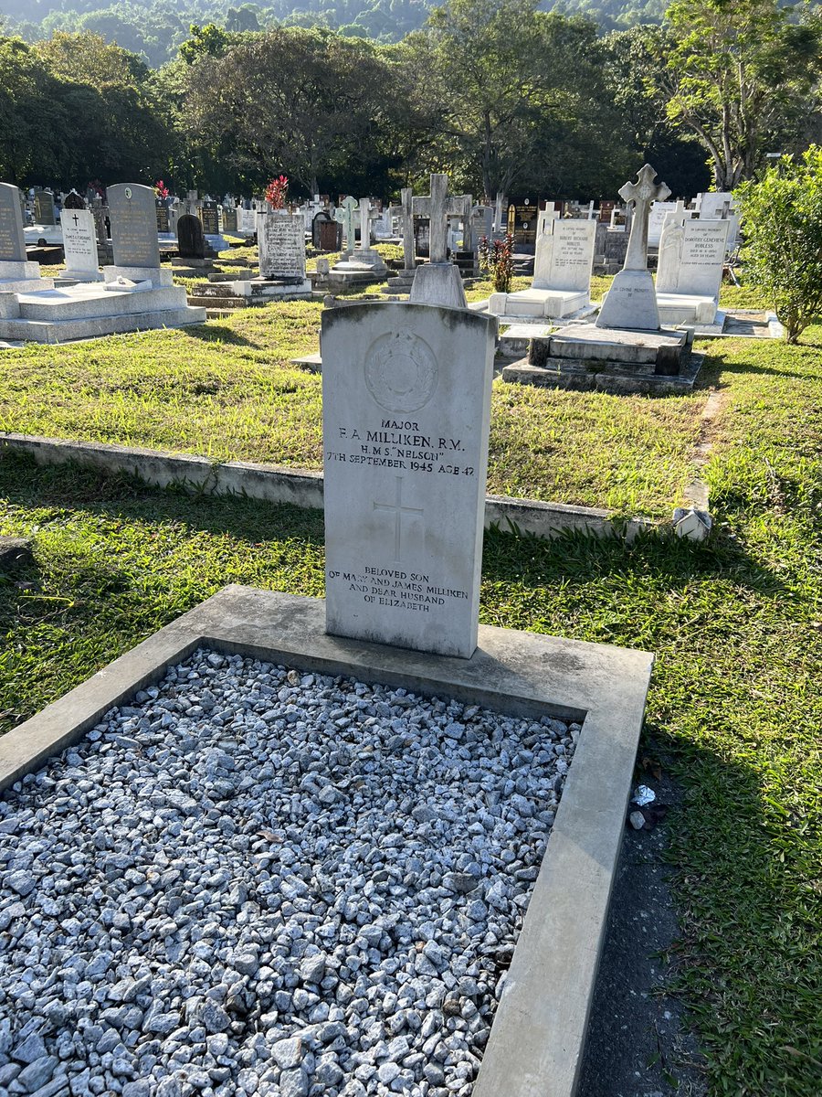 rorasaurus95's tweet photo. Had a two night stay in Penang, so, whilst on my way to watch the sunset at Bukit Bendera, I couldn’t resist making the most on-brand pit stop ever at the @CWGC plots in the Western Road Cemetery! https://t.co/5WLP40dyeC