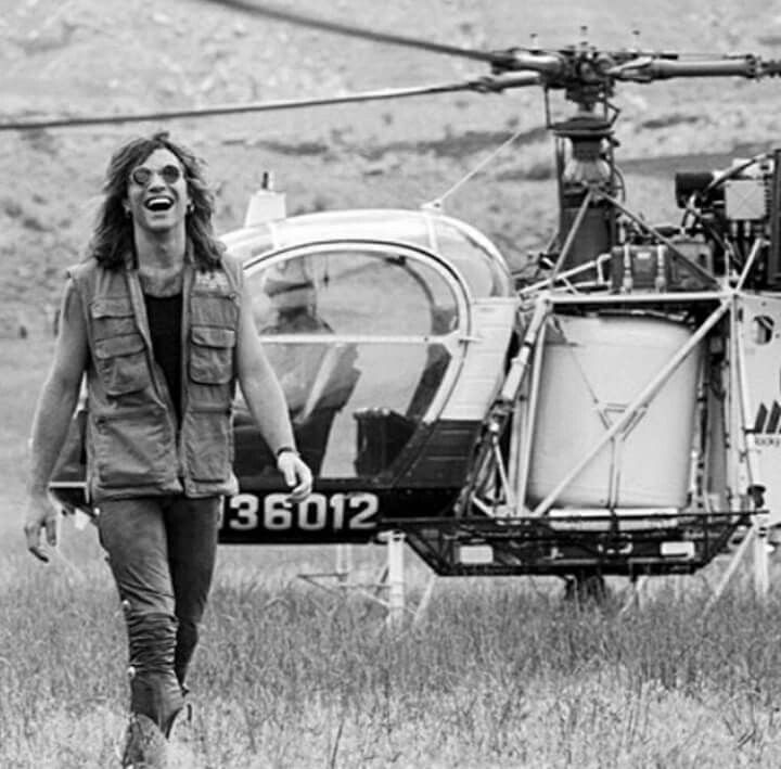 jonbonjovi's tweet photo. How the years fly by...Happy New Year everybody https://t.co/8kwiGrqIp5