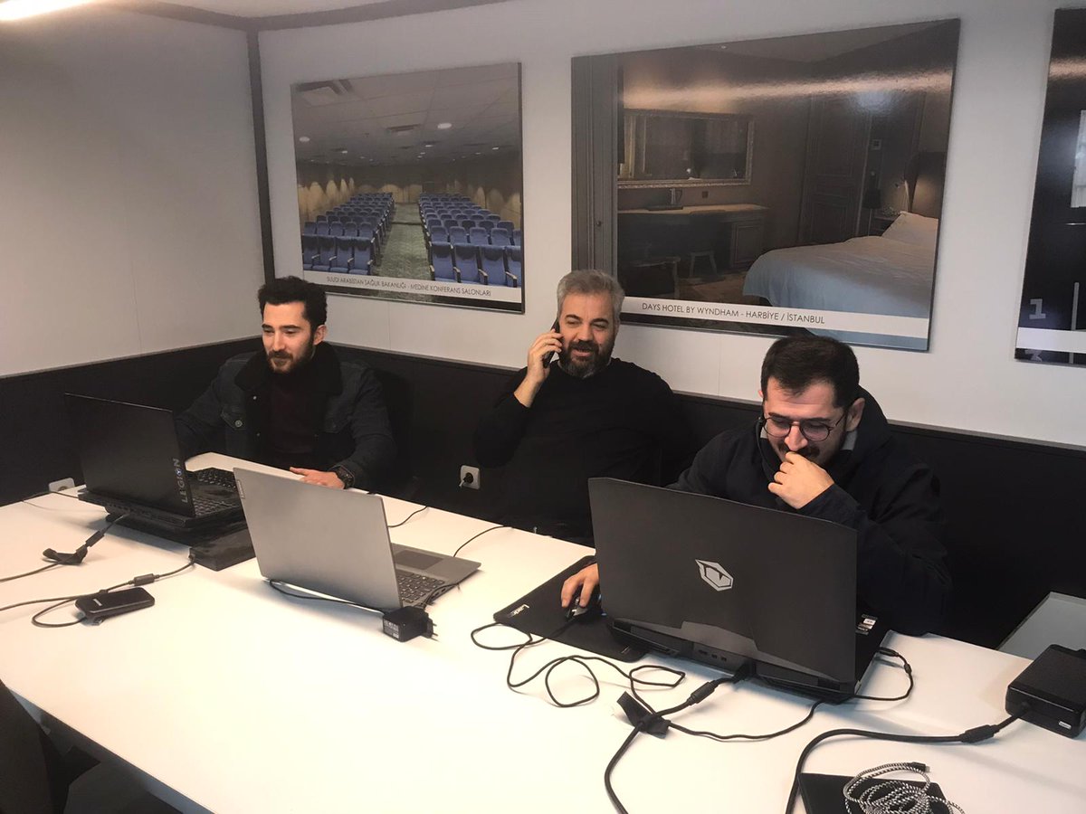 Faal Mobilya Grubu gece gündüz demiyor.. 
Üretim üretim ürettim.. 
Bursa büyürse, Türkiye büyür..