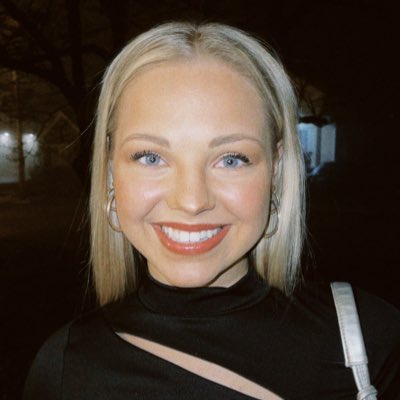 mackenzie danielle tweet media