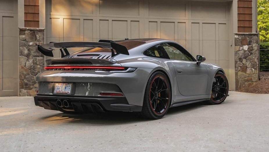PorscheCIub's tweet photo. Paint-to-Sample Nardo Grey 992 GT3 https://t.co/hOT6fvz3EN