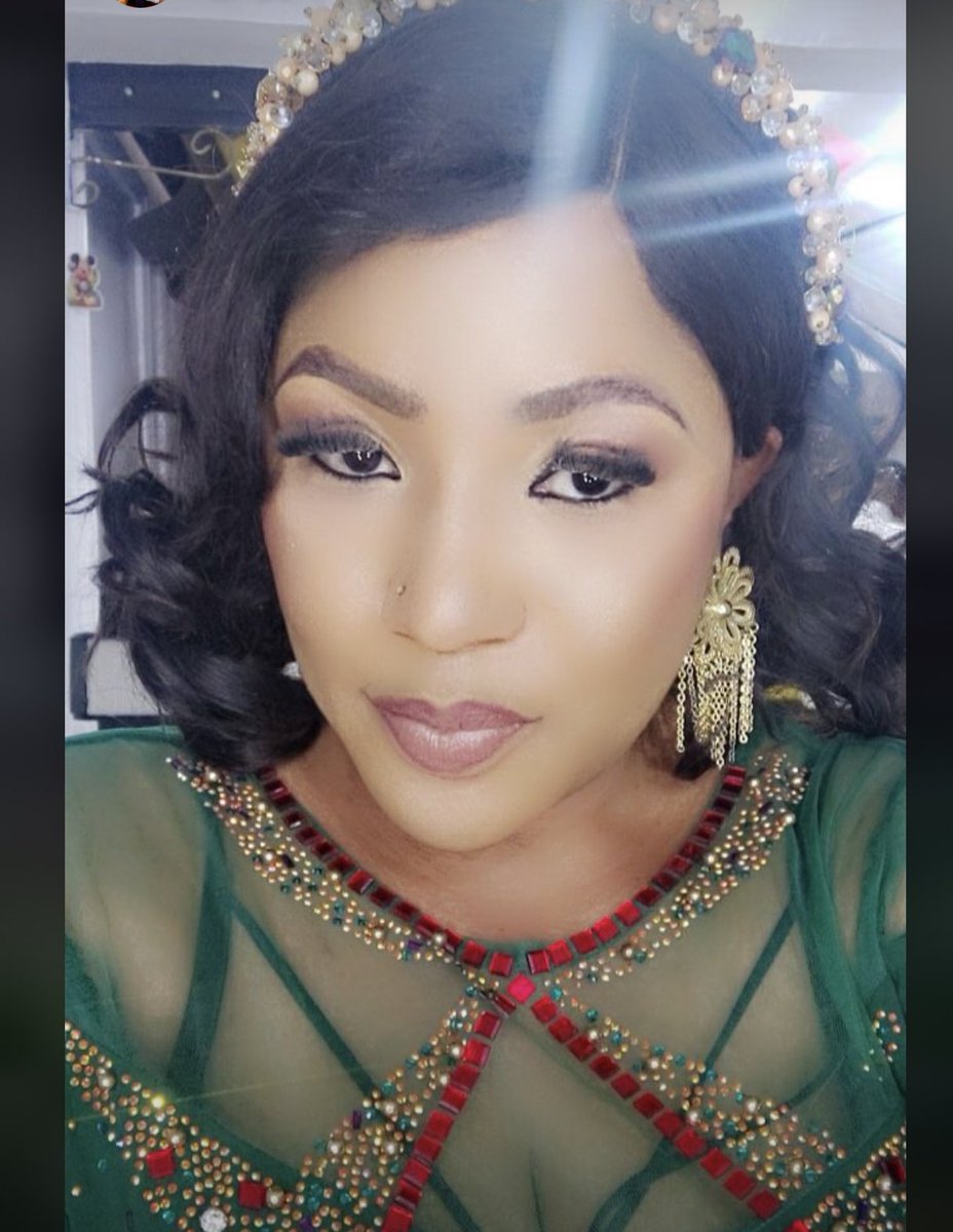 OnomskiZ's tweet image. Happy New year to all my groophy shippers, we Stan harder this year @unusualphyna and our baby boy of the season @groovymono we love you 😍 
#GroovyMono 
#Phyna𓃰I 
#GrooPhy 
#2023NewYear