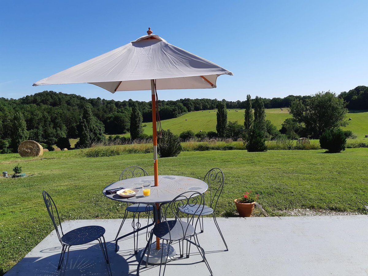 GideonSeymour's tweet photo. If you’d like to follow our adventures in France you can follow our new Twitter account @bassinaudhameau open for peaceful holidays in 2023. https://t.co/ToXUE6Ny2k