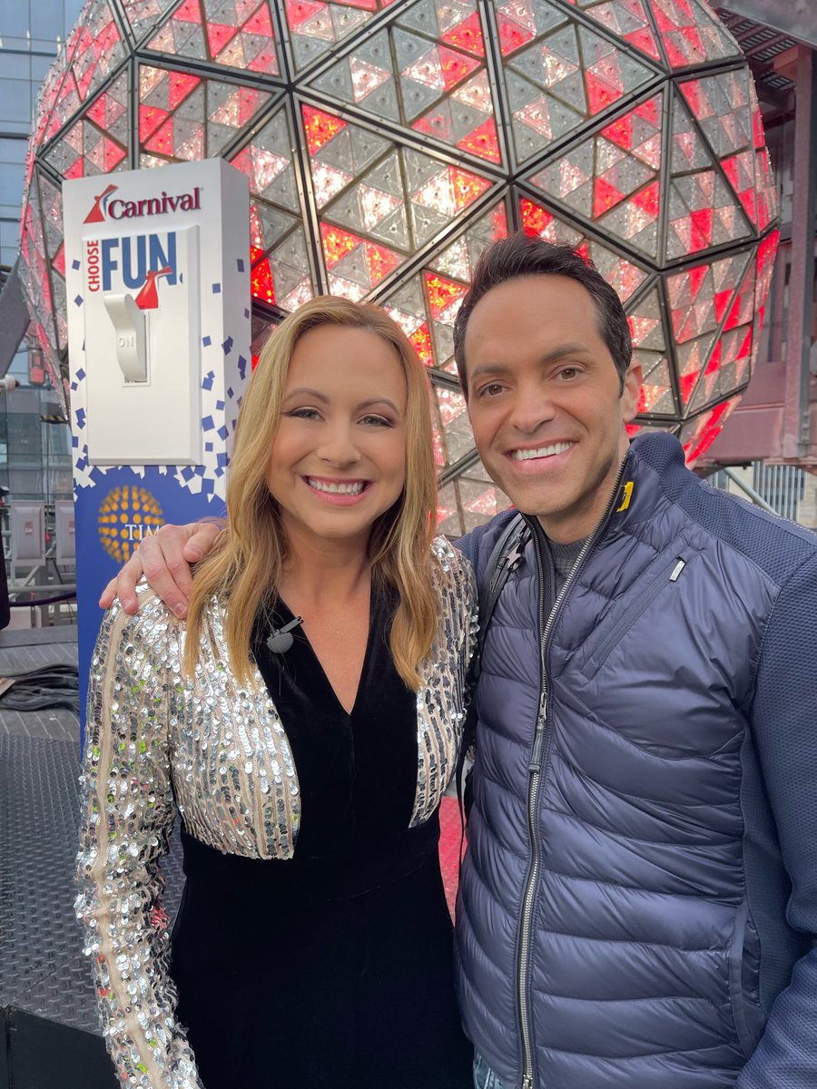 Phil Lipof tweet media