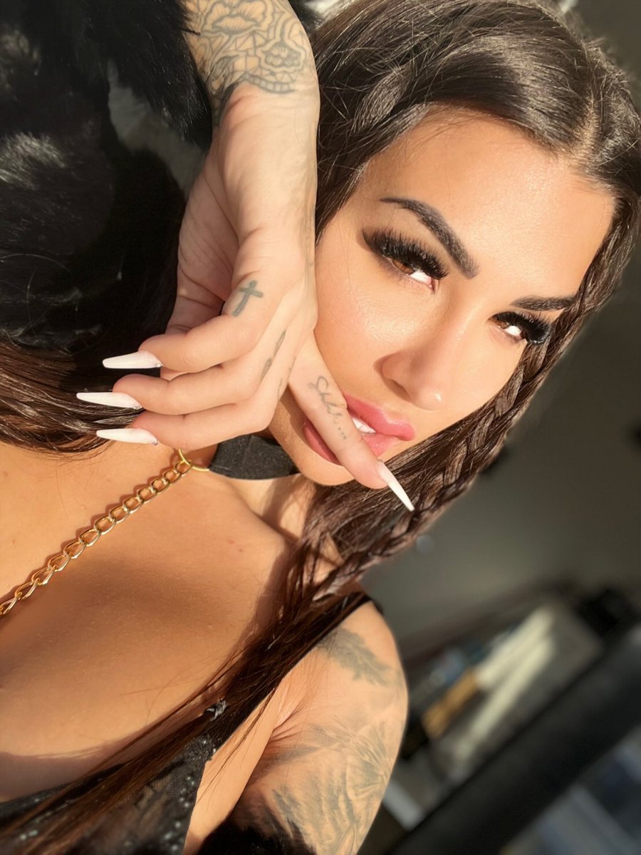 Susy G on Twitter "RT susygofficial 🖤 1 ?? O 2🥀?"