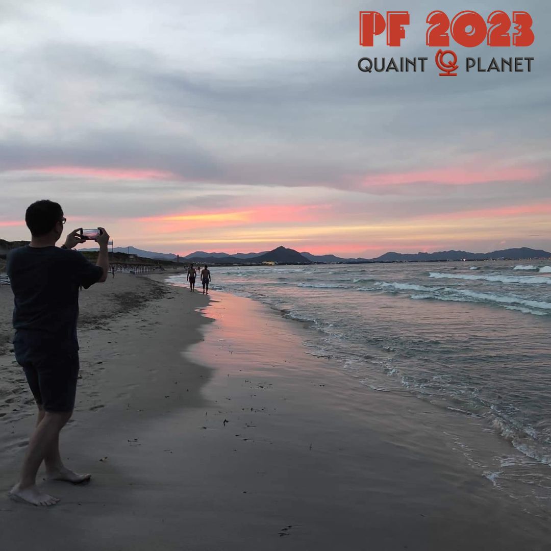 PlanetQuaint's tweet photo. Happy New Year and many great travels in 2023 :) https://t.co/CgevlhJ3VG