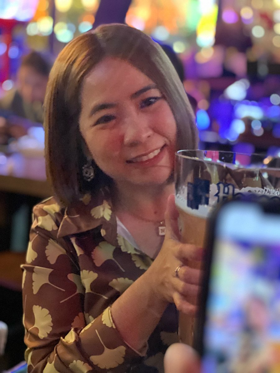 being_nuchhh's tweet photo. HNY 2023 to ALL 
ขอให้ทุกคนมีสุขภาพกายใจที่สมบูรณ์ เพื่อความพร้อมในการค้นหาความหมายให้ชีวิตและต่อสู้กับปี 2023 นะคะ 🌹#HNY2023 https://t.co/ocEs5mAn0p