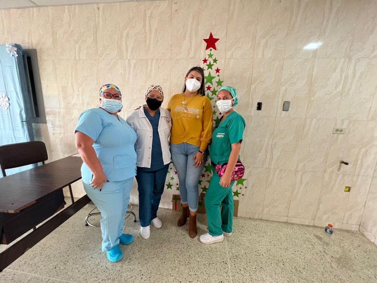 #01Ene Roosmary de Reyes, Jefa Gabinete Social de Iribarren: En el ambulatorio de La Carucieña entregamos muy amorosamente 10 canastillas a las madres que dieron a luz de parte del Alcalde <a href="/LuisJonasReyes/">Luis Jonás Reyes</a> #Bienvenido2023DeAmor <a href="/delcyrodriguezv/">Delcy Rodríguez</a> <a href="/dcabellor/">Diosdado Cabello R</a> <a href="/ViceSocialT_ve/">Vice Social y Territorial</a>