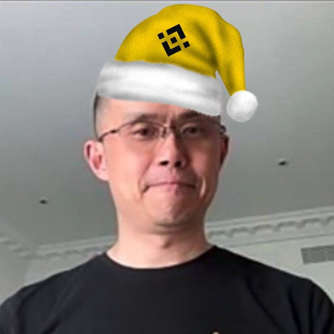 When ur mom makes u put on the christmas hat u got from the cracker and take a photo for her frens 🧑‍🎄