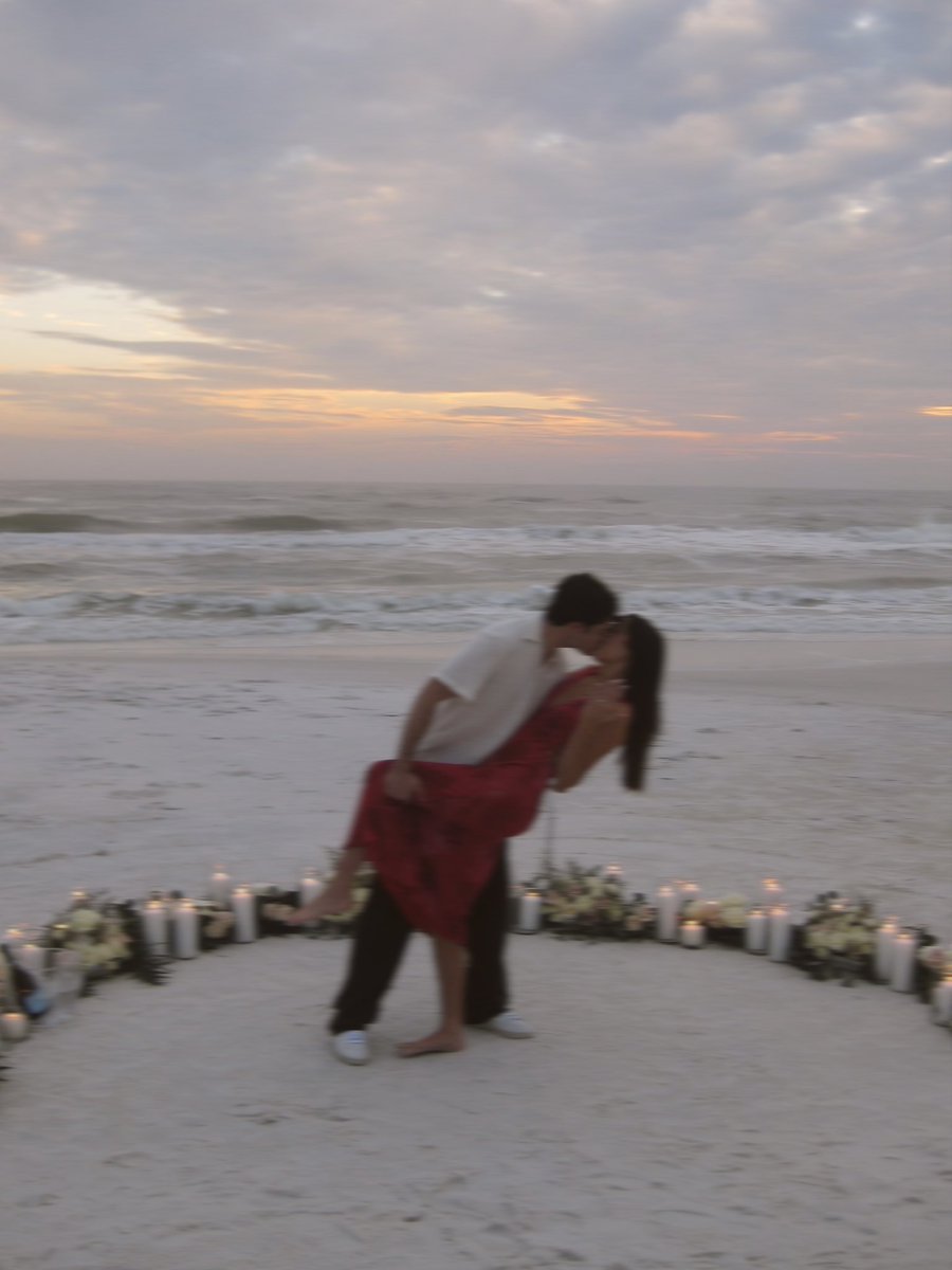 Aaron Carpenter tweet media