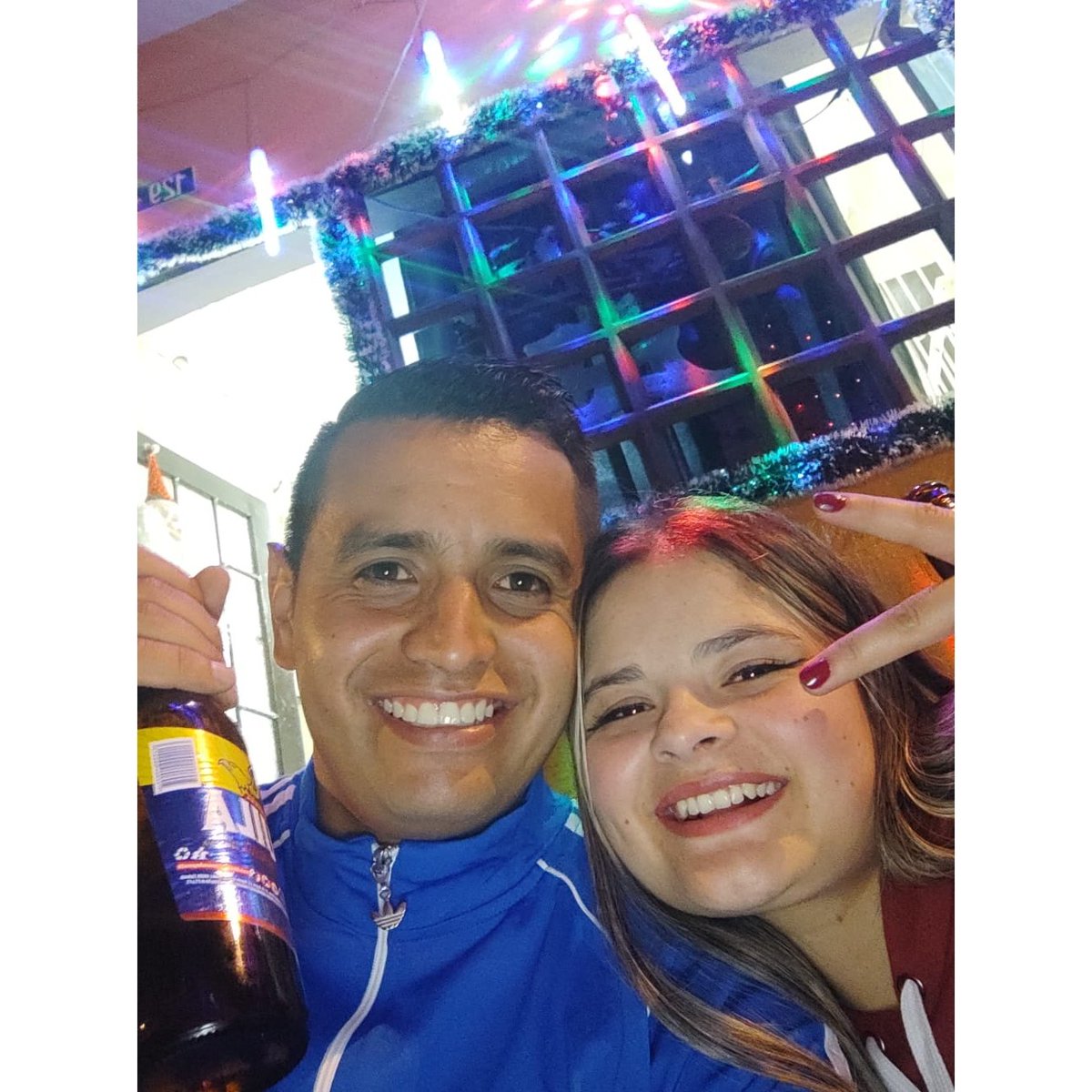 4 años pasando navidad y año nuevo juntos. Cómo te amo mi amor🥹😍💙
