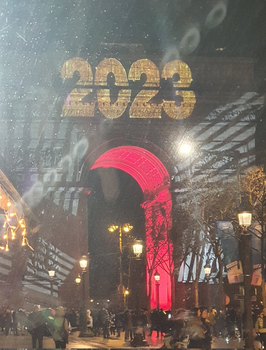 Bonne année à toutes et tous,
Que la santé prime