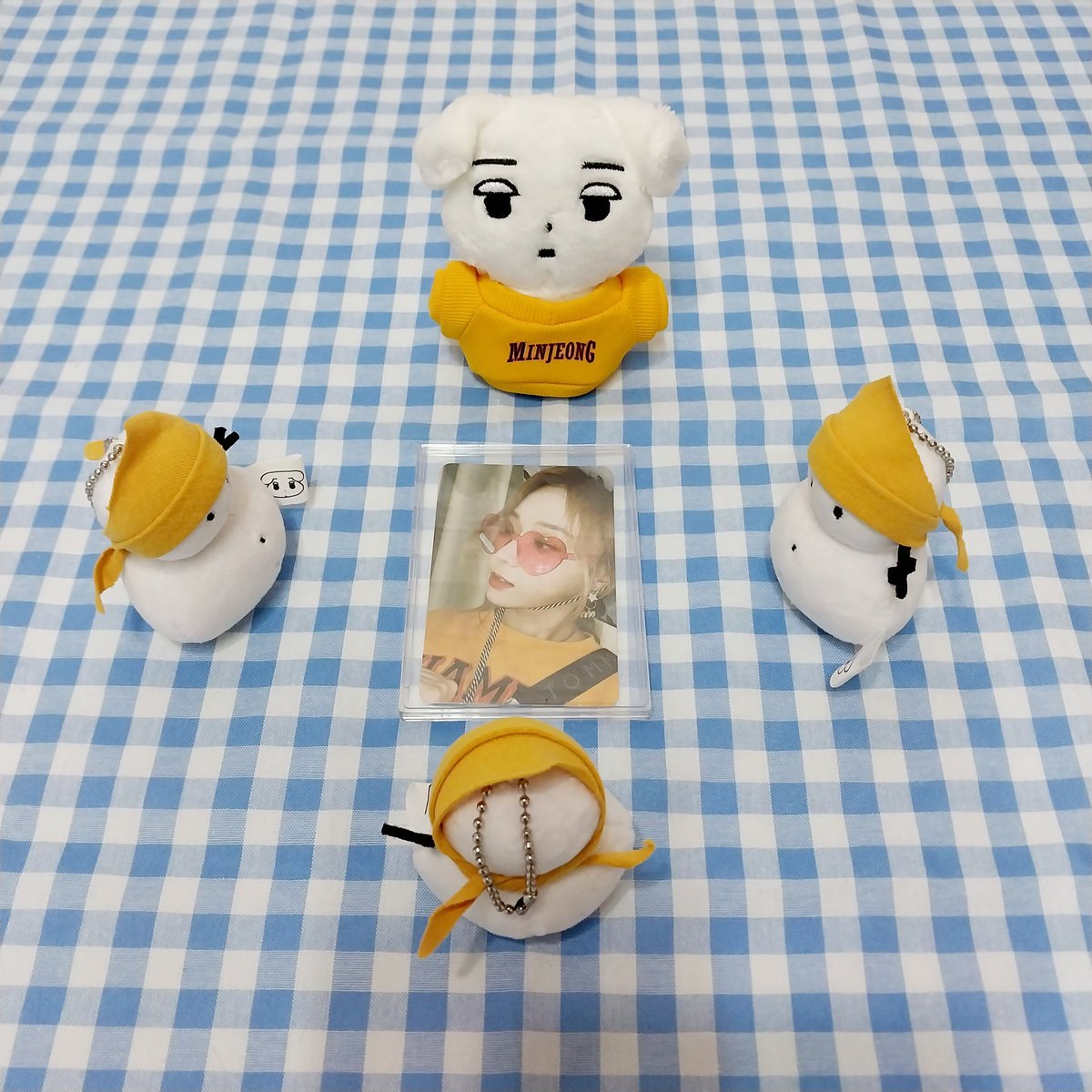 bunnybaejoo's tweet photo. สุขสันต์วันเกิดนะครัช หัวหน้าแก๊งจีวร 🧡
ICE PRINCESS WINTER DAY
#FirstSnowWithWinter
#오옷_윈터생일 https://t.co/JCTGryOcEo