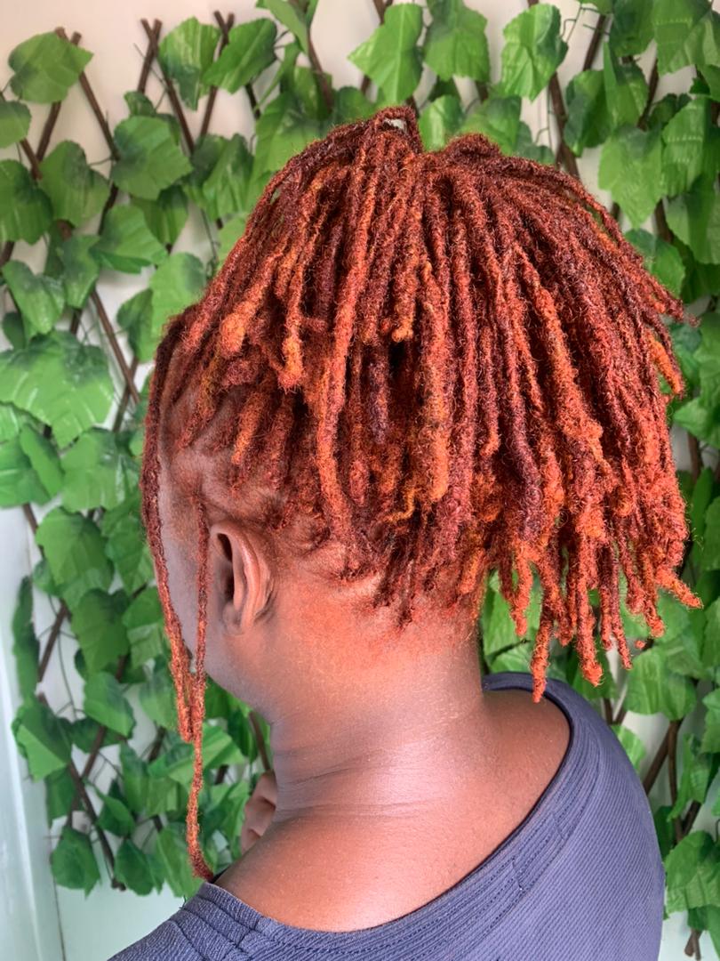 OfficielMbiss's tweet photo. Avant kou deff locks niou diokhla étiquettes bou nekk... Mais je pense que legui lolou diekhna '' Locks nay civilisé ''
Sénégal 784320050 🇸🇳
Abidjan 0702572767 🇨🇮
#dreadlocks
#sisterslocks
#microlocks
#tarroujiguenn https://t.co/OxQvW44bxZ