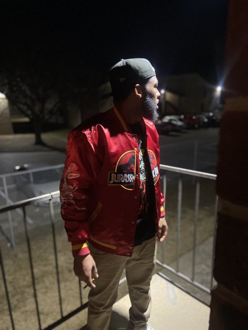 HAPPY NEW YEARS ☄️☄️☄️ #LLKOOL https://t.co/4jyH8VofFQ<a href="/tag/llkool"class="tags">#LLKOOL</a>