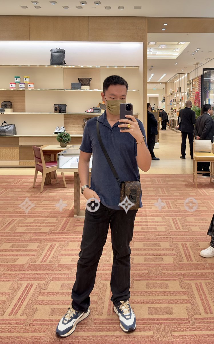 juliusbng's tweet photo. Pag di ako nakatulog ng 3 days, i’ll buy that bag na char 🥹😂 https://t.co/biM1cnnmuq